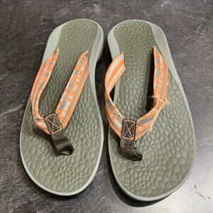 Chaco Women’s Size 9 Orange Gray Flip Ecotread Thong Sandals Flip Flops NEW